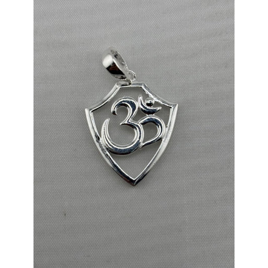 925 Sterling Silver Om Shield Pendant - 1.86 g