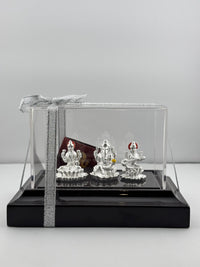 Load image into Gallery viewer, 999 Pure Silver Ganesh, Lakshmi &amp; Saraswathi Idol 17.75 gm
