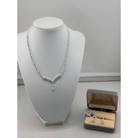 Load image into Gallery viewer, 925 Sterling Silver CZ Necklace &amp; Earrings Set – V-Shaped
