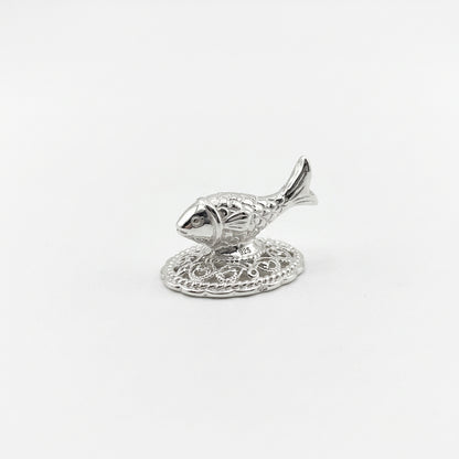 Silver Small Fish Idol – Auspicious Matsya Charm for Pooja & Gifting 6G