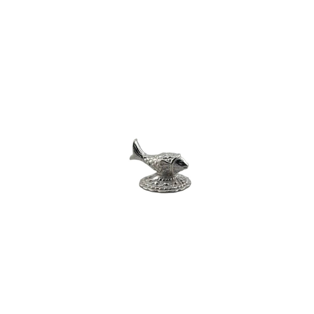 Silver Small Fish Idol – Auspicious Matsya Charm for Pooja & Gifting 6G