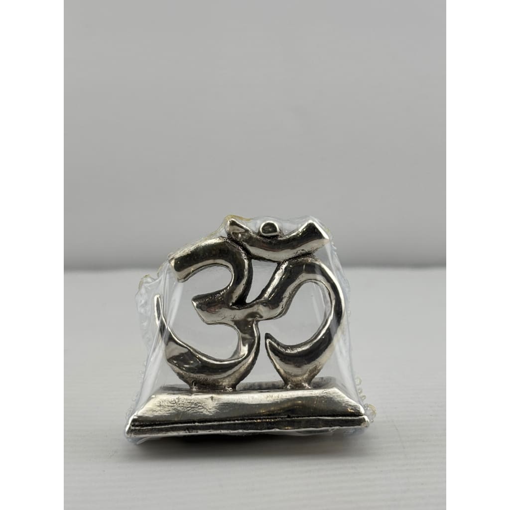 999 Pure Silver Om Symbol 10gm – Auspicious Spiritual Décor