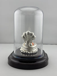 Load image into Gallery viewer, 999 Pure Silver Vishnu &amp; Lakshmi Idol 12gm – Divine Couple Murti for Temple &amp; Gifting
