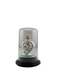 Load image into Gallery viewer, 999 Pure Silver Tamil Om with Vel Symbol 12gm – Sacred Spiritual Décor for Home Mandir
