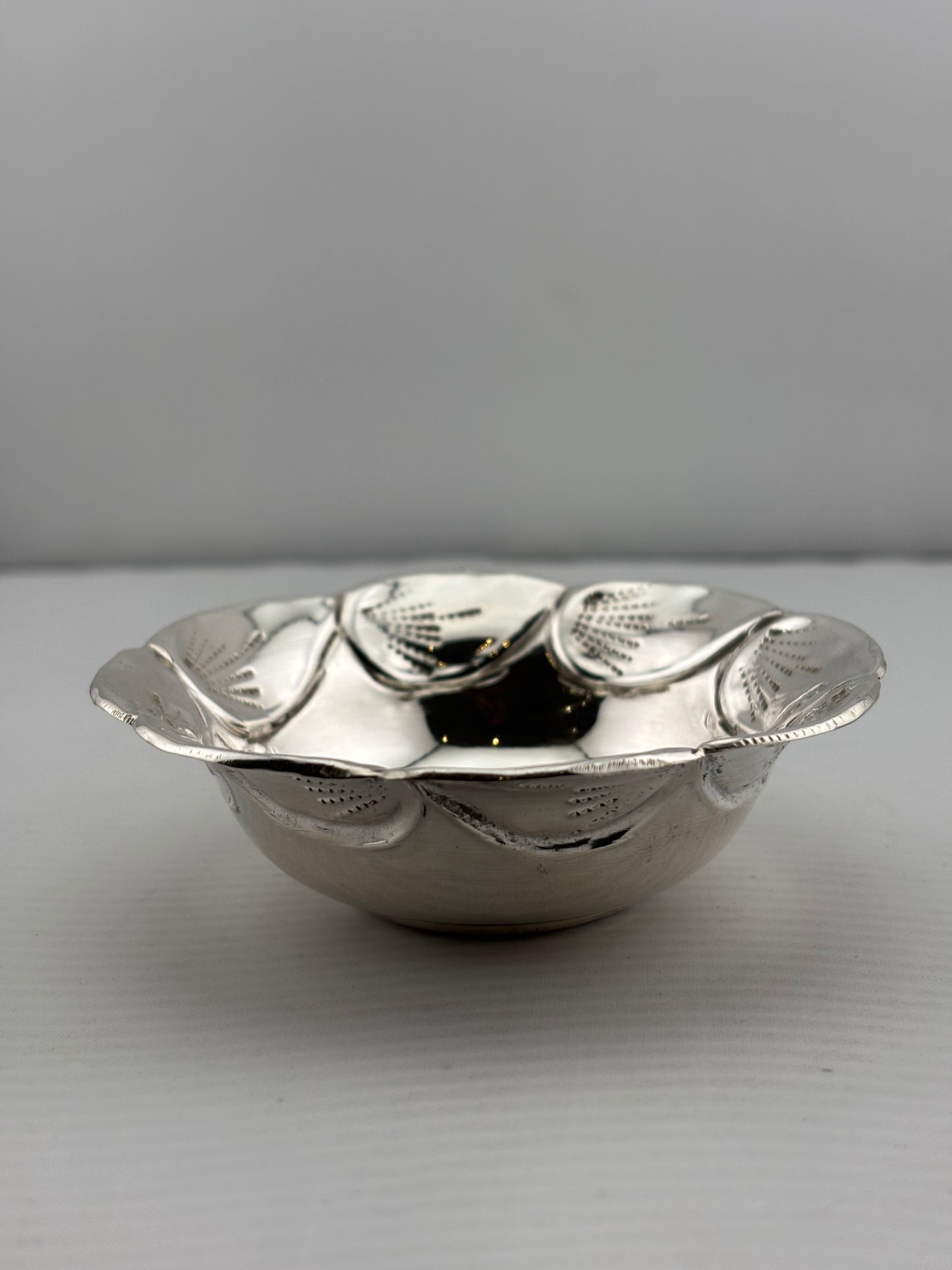 Silver Bowl 20gm – Traditional Silver Serveware
