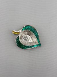 Load image into Gallery viewer, Silver Leaf-Shaped Diya 15gm – Traditional Pooja Lamp for Temple &amp; Festivals
