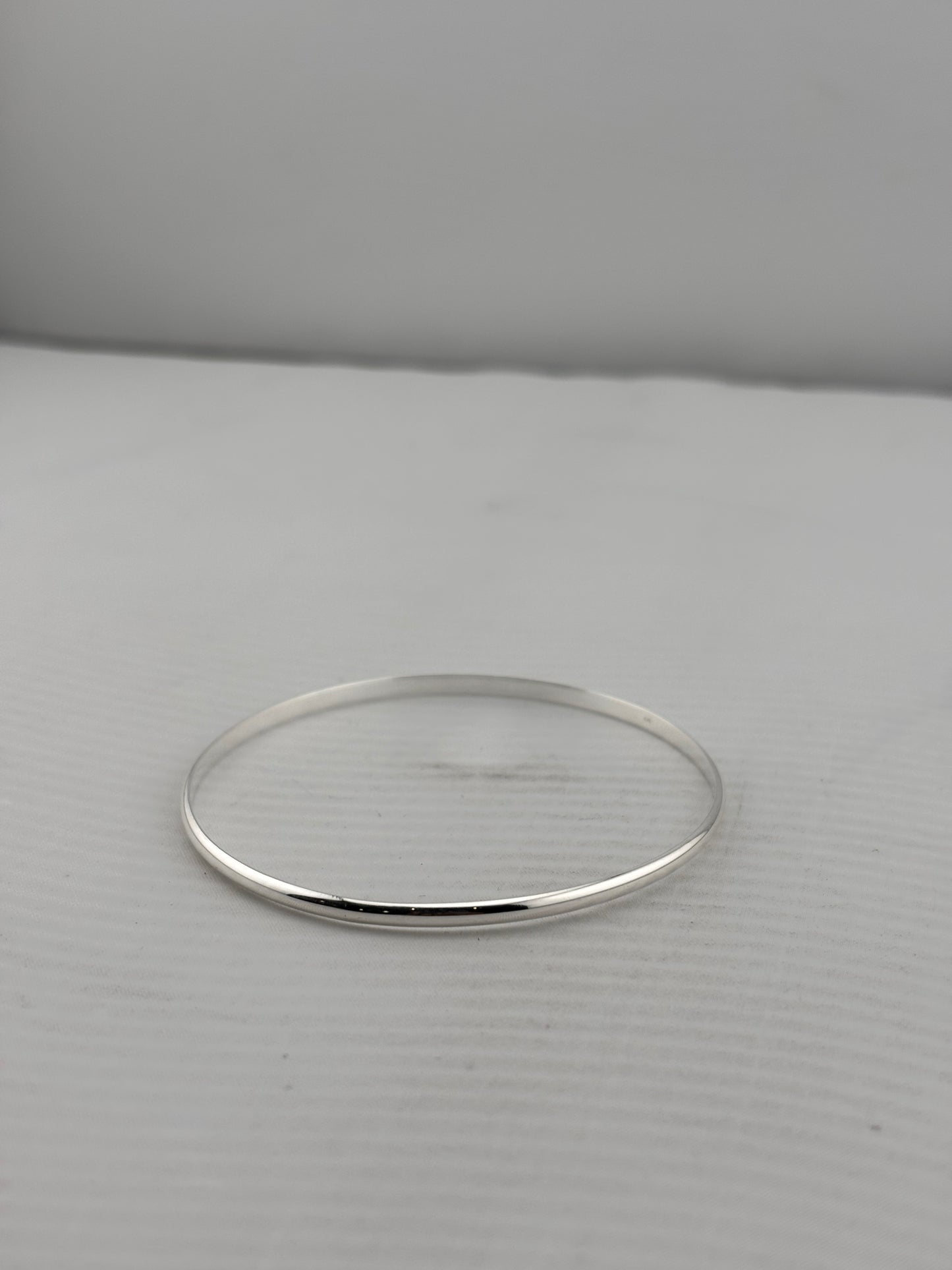 925 Sterling Silver Bangle - Plain, 61mm