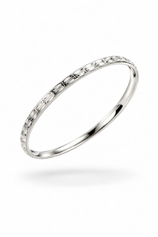 925 Sterling Silver Bangle - Diamond-Cut Segment, 58mm