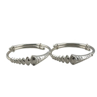 Load image into Gallery viewer, Kids Geometric Silver Kada – 925 Sterling Silver Baby Kada Bracelet with Zig
