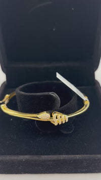 Load and play video in Gallery viewer, 925 Sterling Silver Gold Plated CZ Leaf Open Bangle Bracelet
