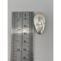 Load image into Gallery viewer, Silver Badam Almond Handcrafted (3.50g) - Puja Item
