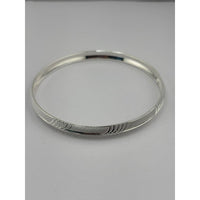 Load image into Gallery viewer, Silver Kada with Diagonal Wave-Cut Texture – 925 Sterling