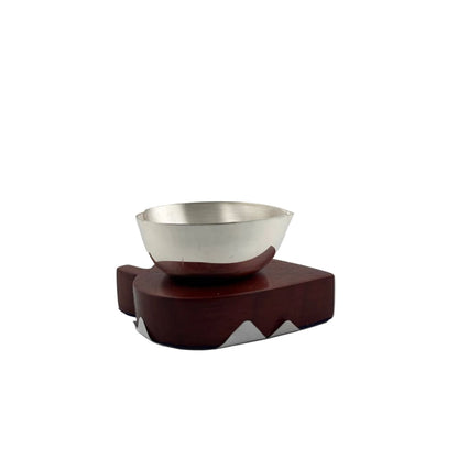 Silver Leaf-Shaped Diya 15gm – Traditional Pooja Lamp