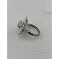 Load image into Gallery viewer, Sterling Silver Flower Ring (5.7g)
