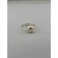 Load image into Gallery viewer, Sterling Silver Single Pearl Ring
