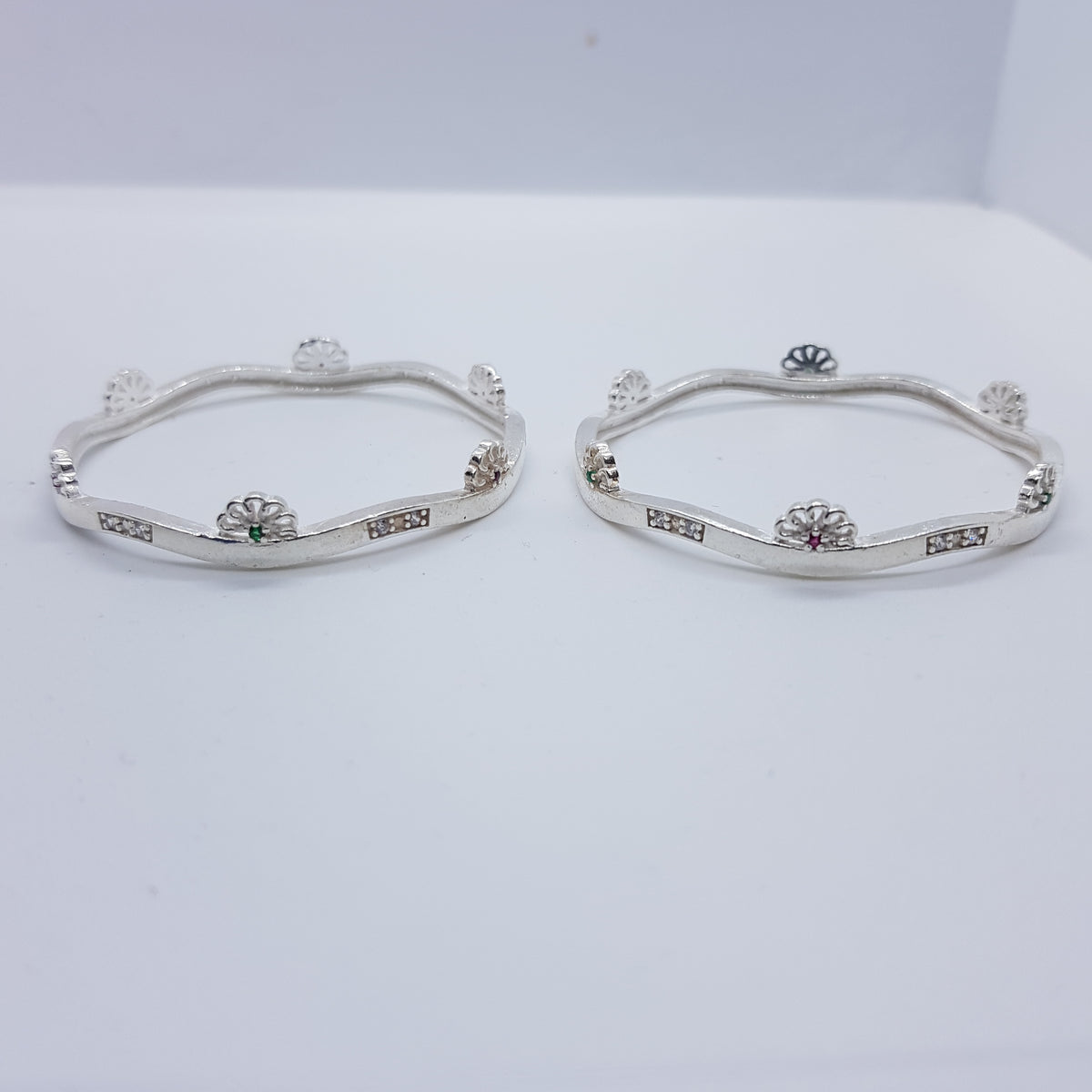 Silver Kids Bangle J152 (2 to 5 Years old)