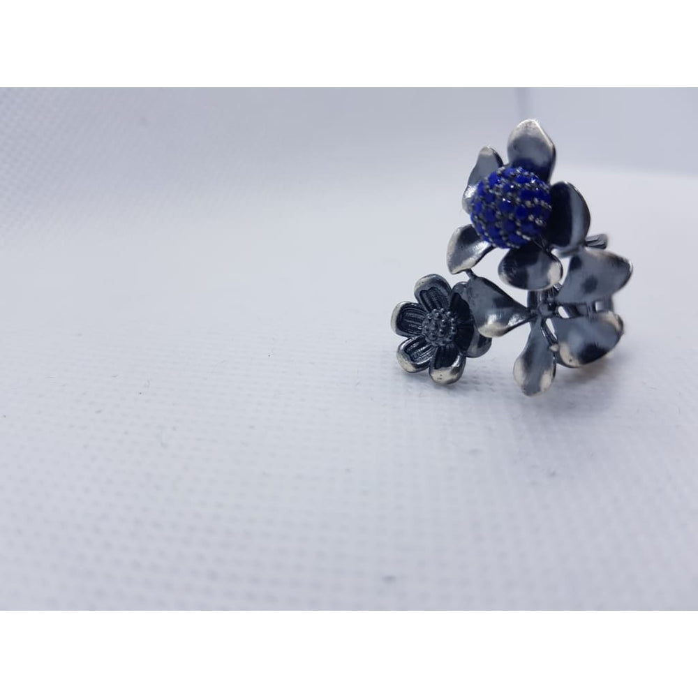 Silver Oxy Floral Blue sapphire ring - Silver Ring