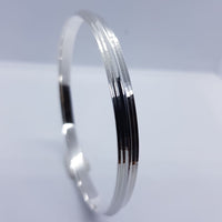 Load image into Gallery viewer, Sterling Silver Bangle/Kada (232) 70MM - Bracelets
