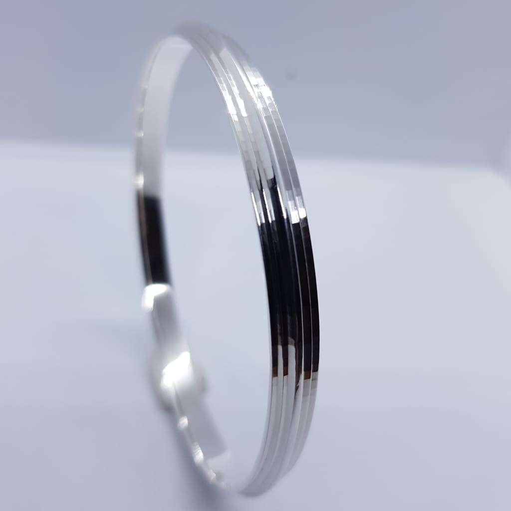 Sterling Silver Bangle/Kada (232) 70MM - Bracelets